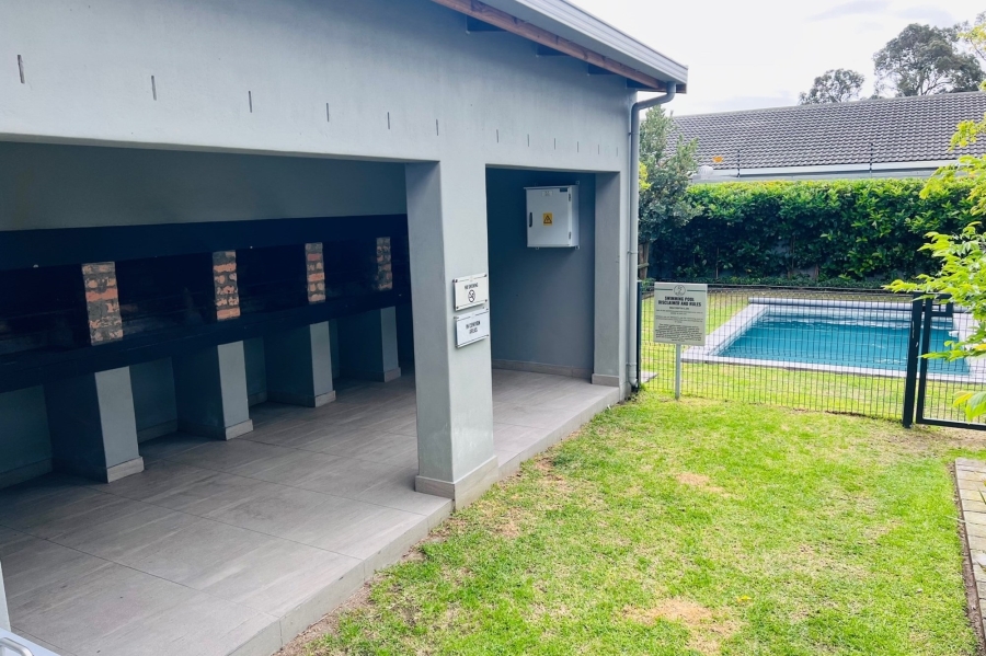 2 Bedroom Property for Sale in Edgemead Western Cape